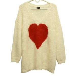 Torrid Heart Sweater Women's Size 1X Ivory Cream Chunky Knit V Neck Long Sleeved